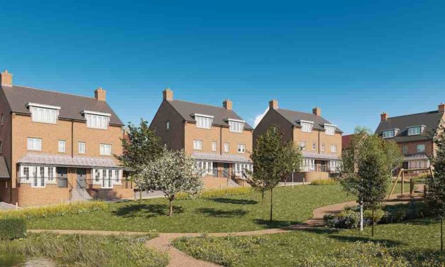 Townhouses unveiled at The Brooks in Burghfield Common