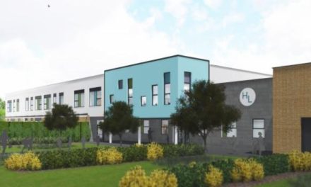 Topping out ceremony for Hampton Lakes Primary