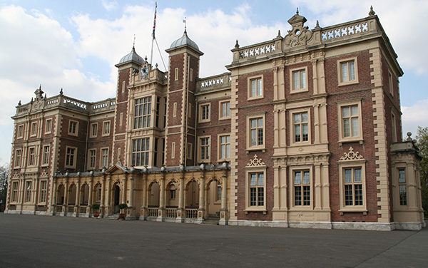 Kneller Hall in Twickenham sold to independent school