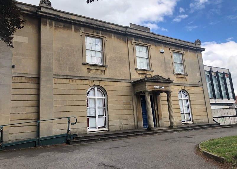 Swindon Museum building goes up for sale