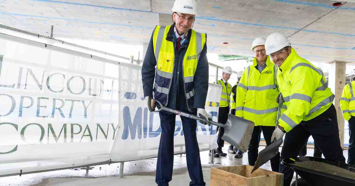 Topping out at Phase One, Station Hill