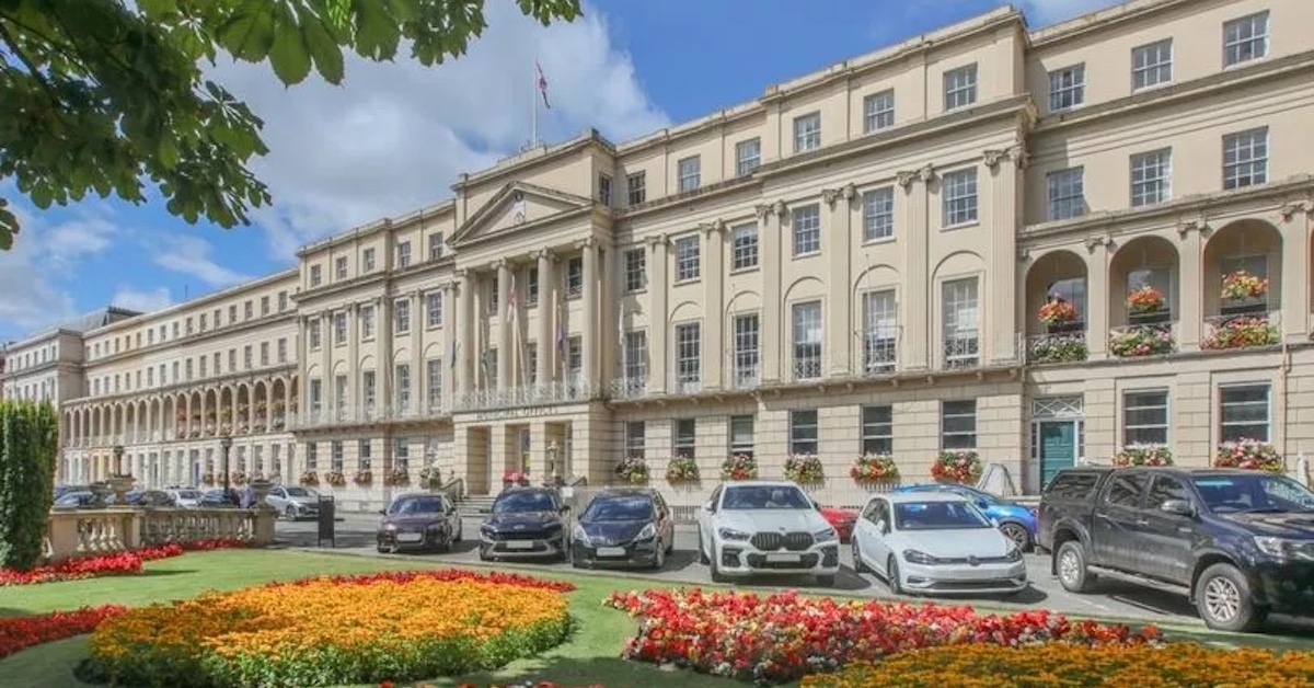 Cheltenham Municipal Offices could become 125-room spa hotel