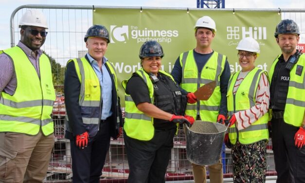 Housing association celebrates topping out at Bristol scheme