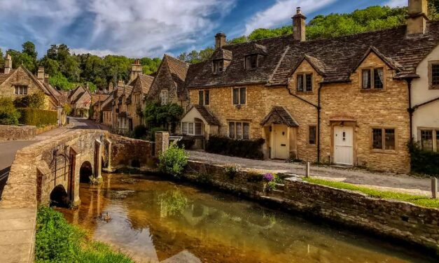 Savills publishes report on prime Cotswolds market