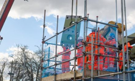 Hammersmith Bridge stabilization commences