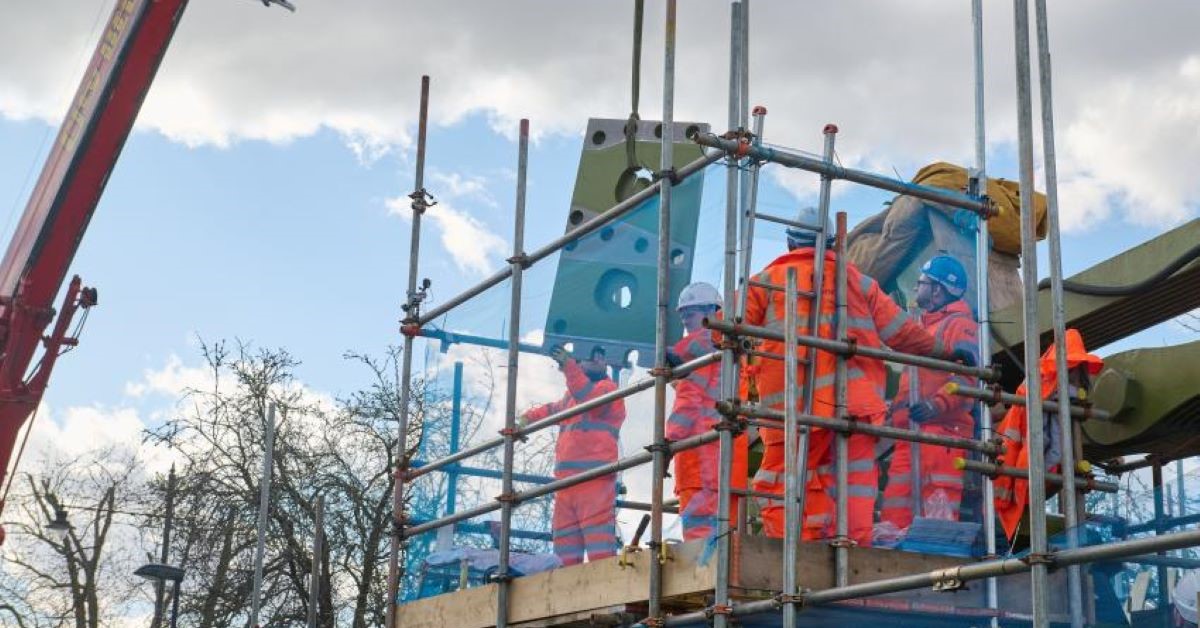 Hammersmith Bridge stabilization commences