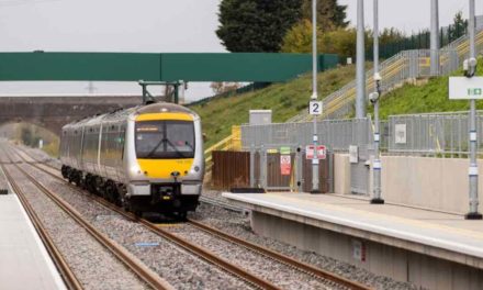 First test train runs between Oxford and Milton Keynes