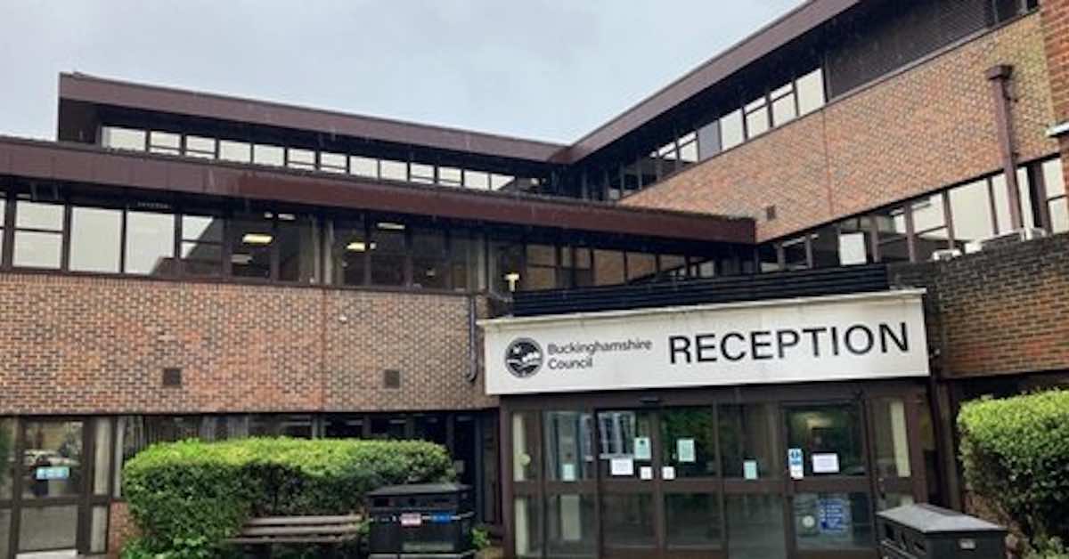 Council agrees to sell off town centre offices